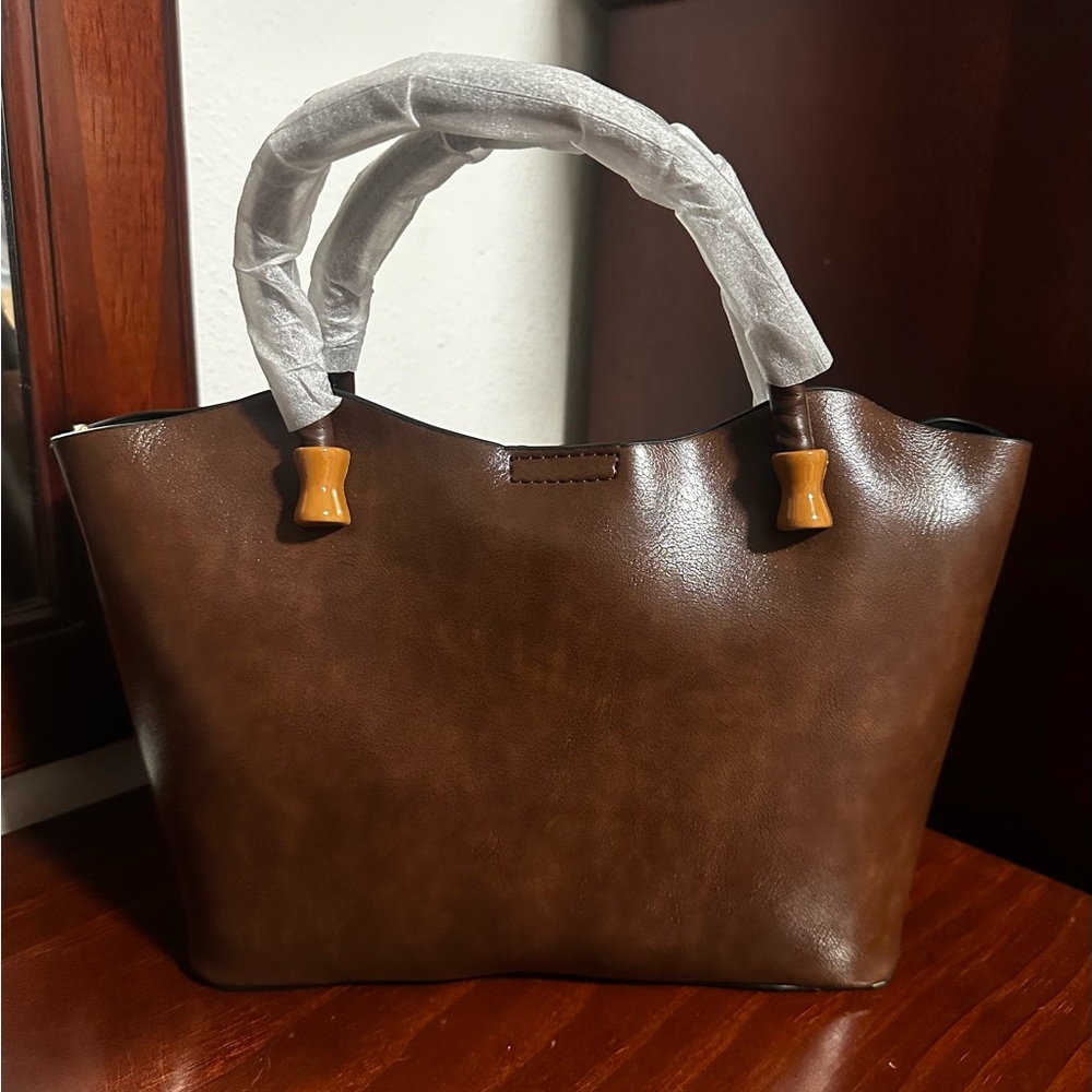 Elegant Brown Women's Handbag